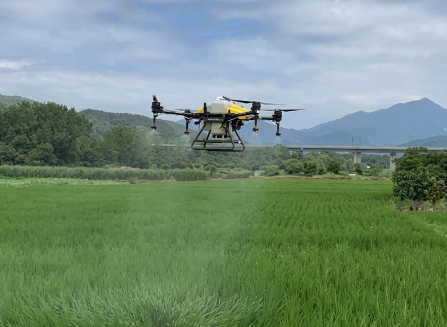 agricultural drone work principle